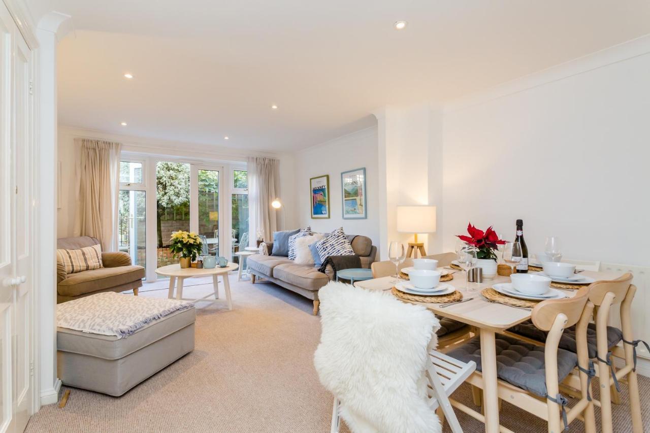Modern Mews House With Free Parking Space, And Patio By Huluki Sussex Stays Brighton ภายนอก รูปภาพ